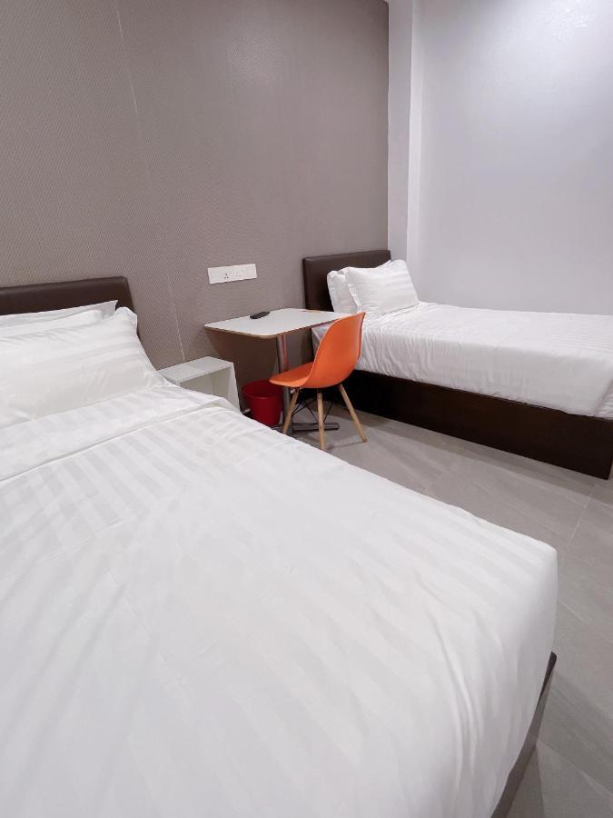 Hotel Decentraland קואלה טרנגאנו מראה חיצוני תמונה