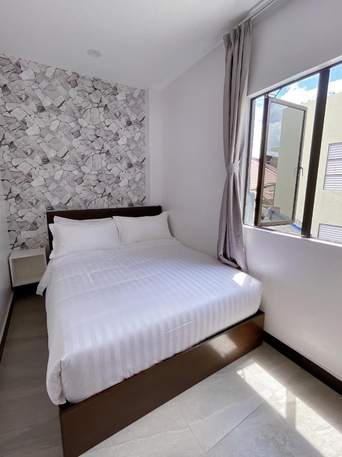 Hotel Decentraland קואלה טרנגאנו מראה חיצוני תמונה